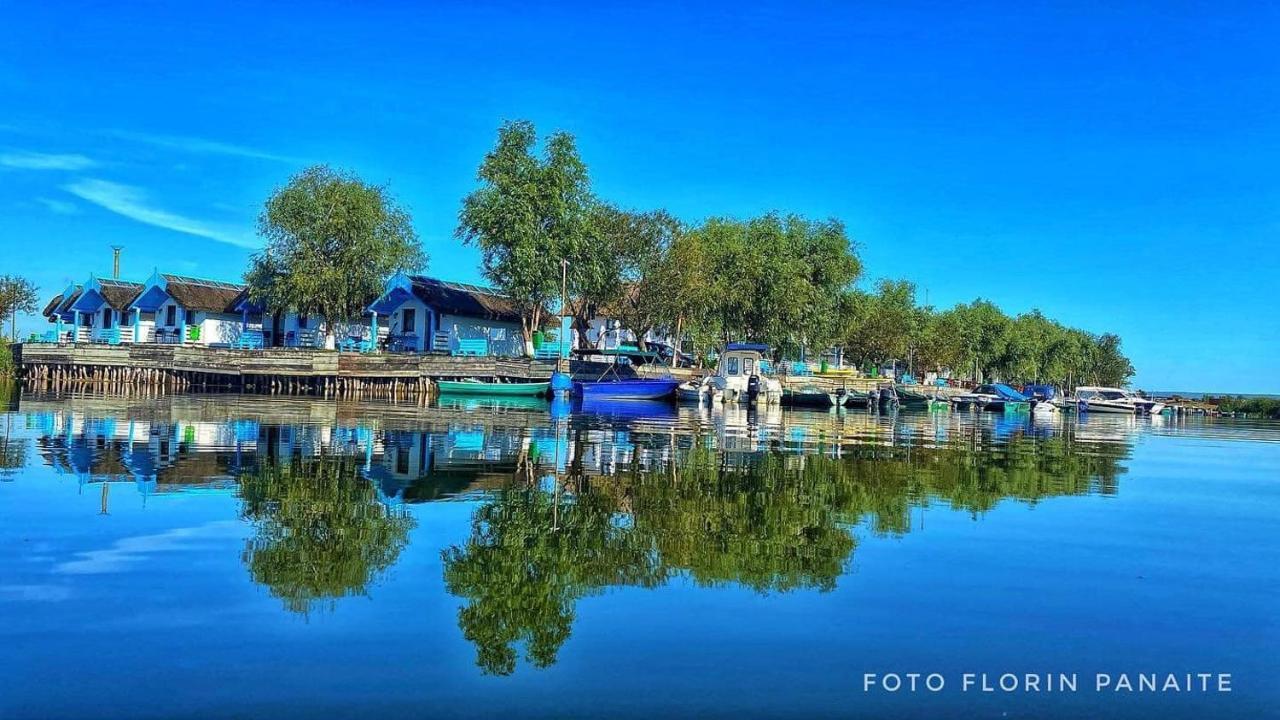 Отель Casa Pescarilor Lunca  Экстерьер фото